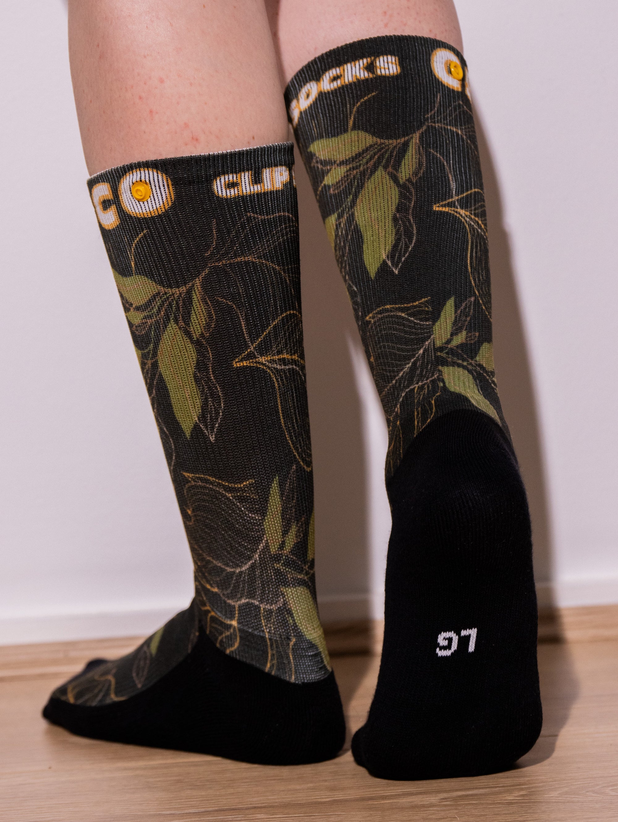 Printed Leaf Casual Socks